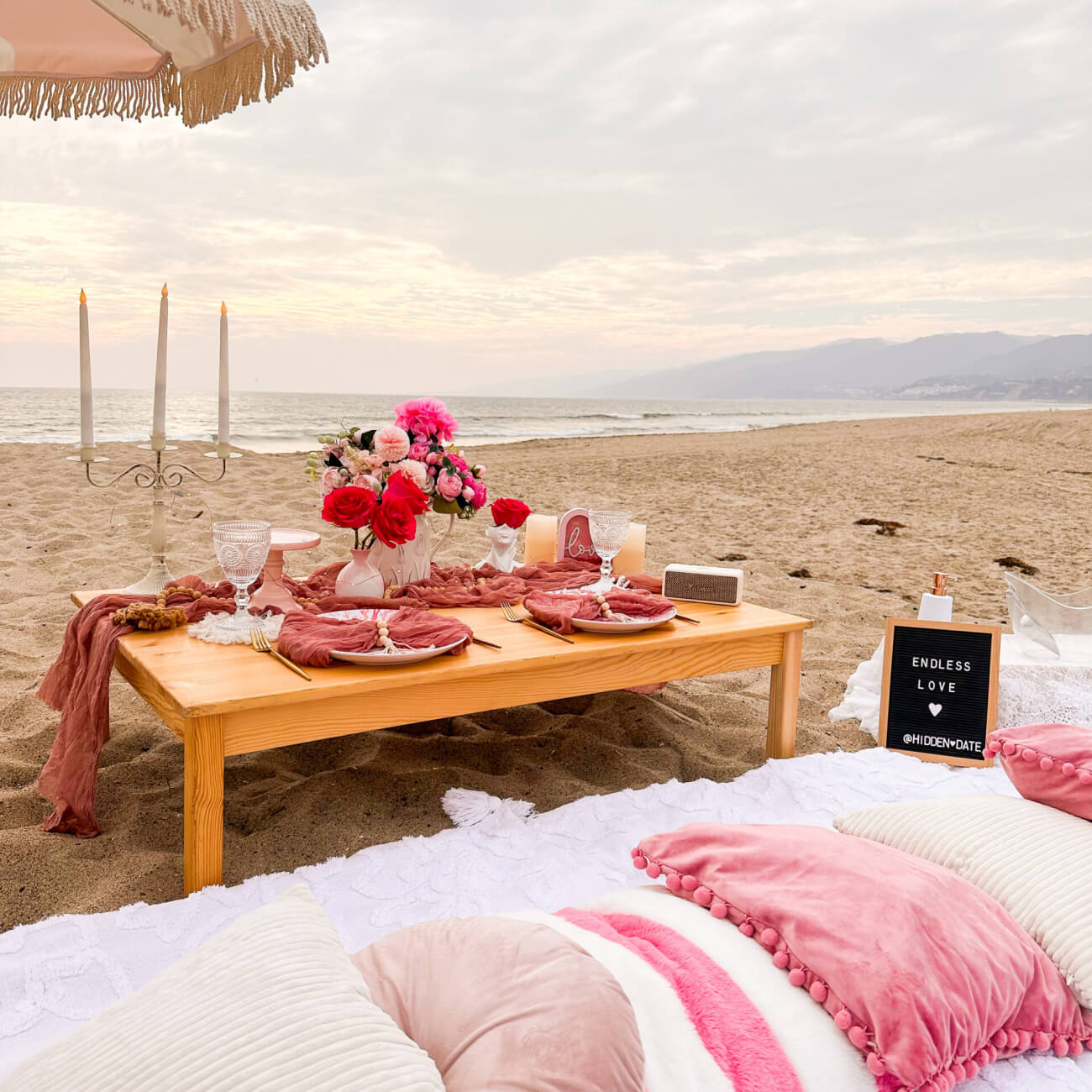 Picnic-Parties-Manhattan-Beach-scaled-1 (1)