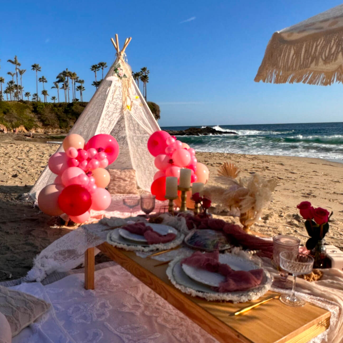 Premium-beach-picnics-Laguna-Beach-scaled-1 (1)